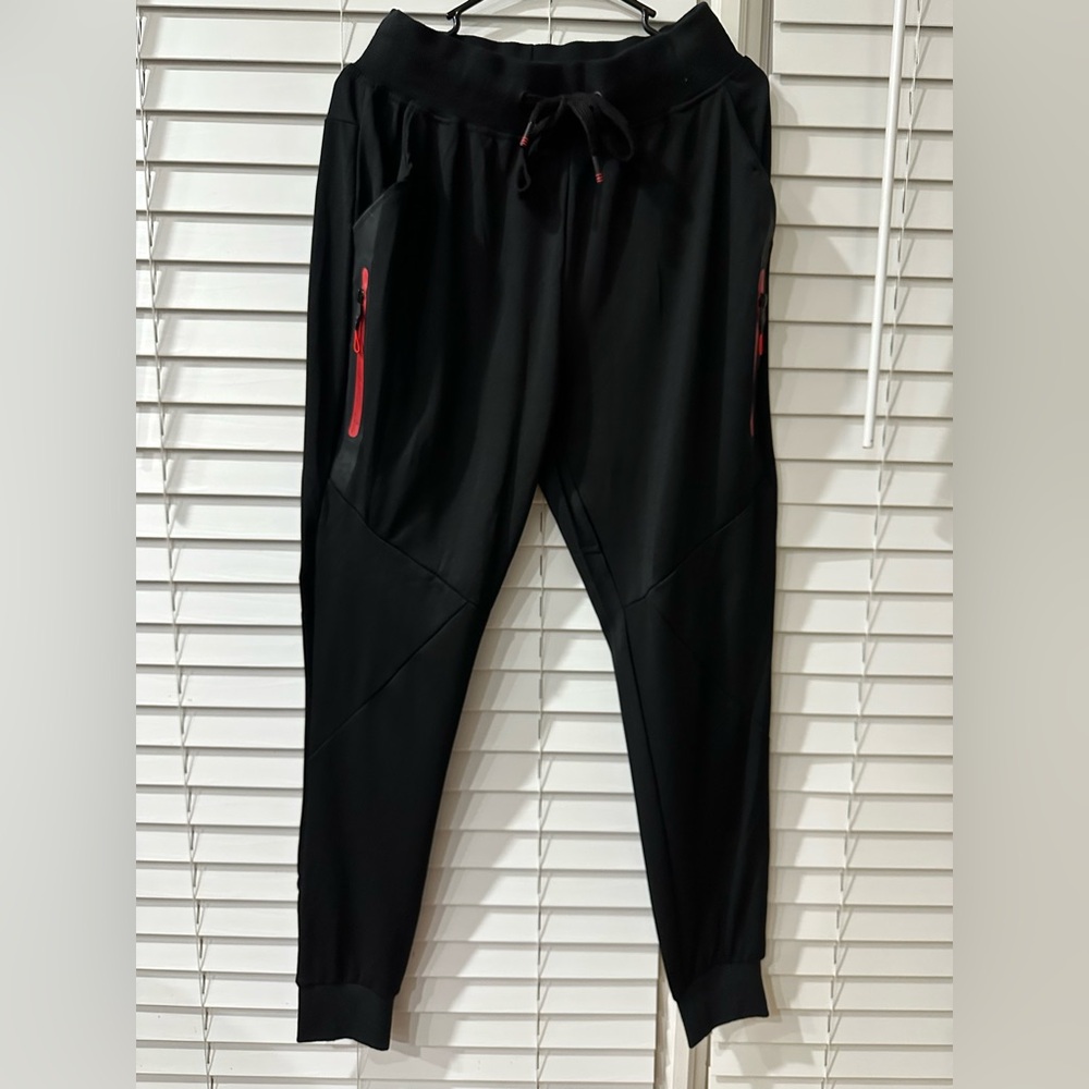 High Street Men's Black Joggers! Size Large! Best Offer Accepted!🖤
